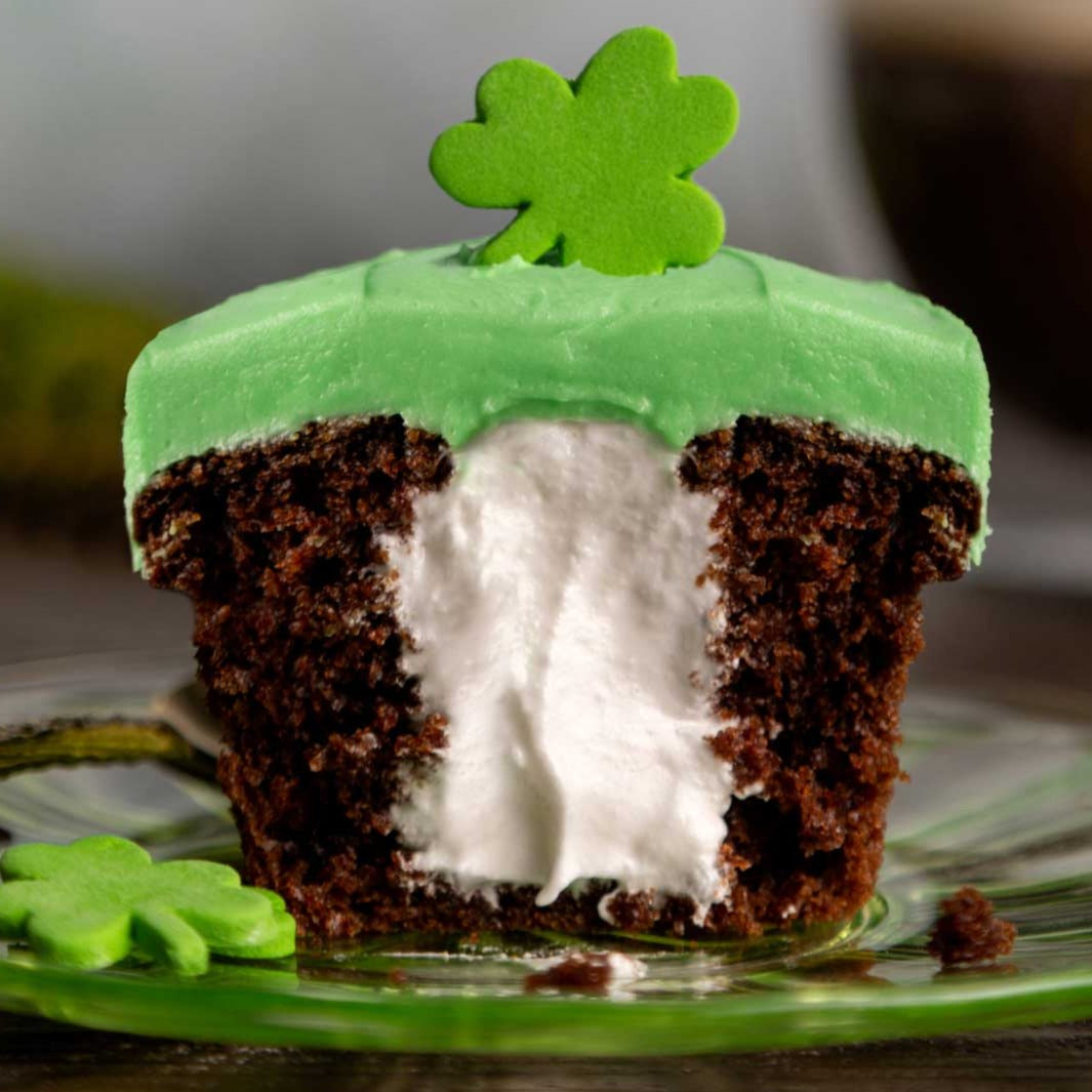 Irish Coffee cupcake cut